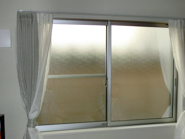 窓の防音対策　リクシル内窓インプラス　施工事例　名古屋市昭和区